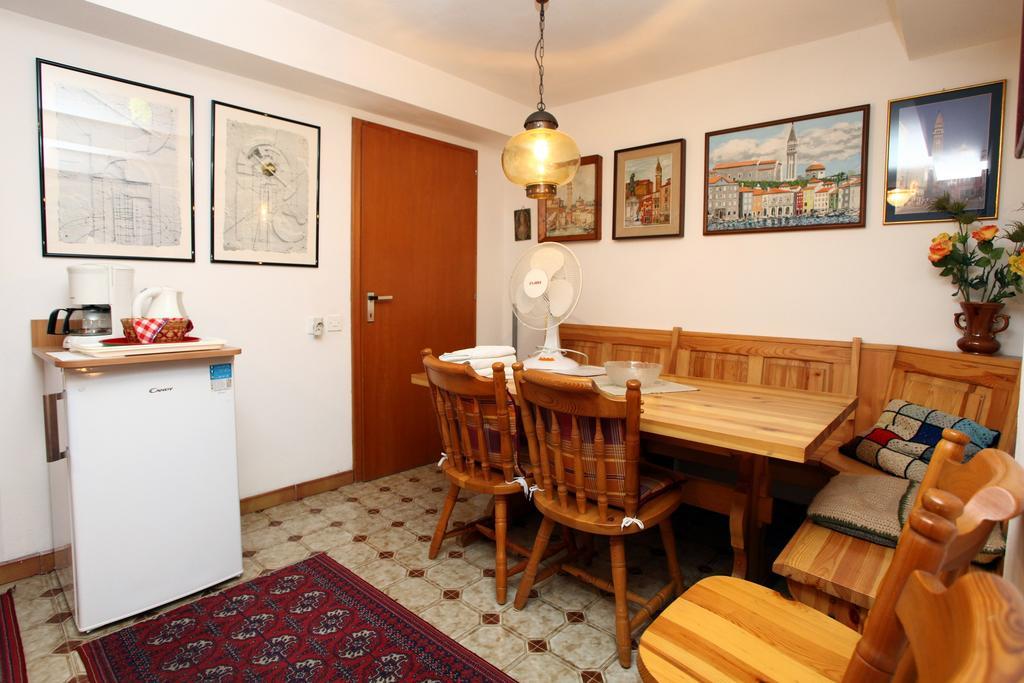 Parenzana Sea View Apartments Sk Portorož Kültér fotó